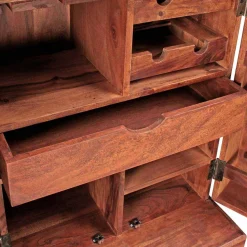 Rustikale Hausbar Carmos in Schrank Form