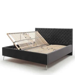 Samt Polsterbett mit Chesterfield Kopfteil - Badehma