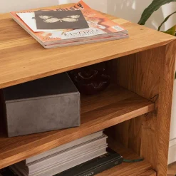 Scandi Design Kommode aus Naturholz Wildeiche - Kerfa