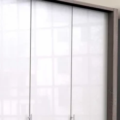 Schlafbereich Kleiderschrank mit acht Schubladen - Empresian