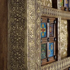 Schrank im Orient Design mit bunten Kacheln - Danascov