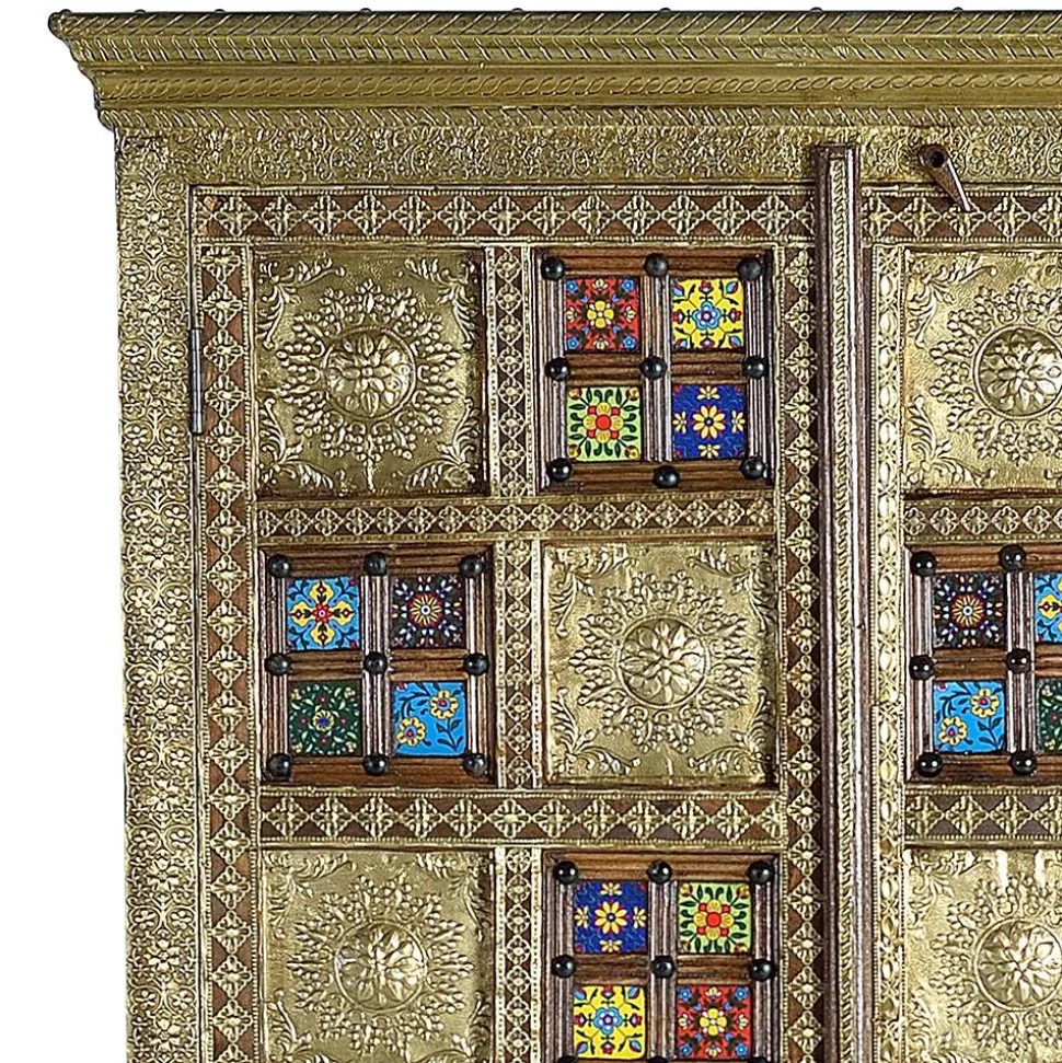 Schrank im Orient Design mit bunten Kacheln - Danascov