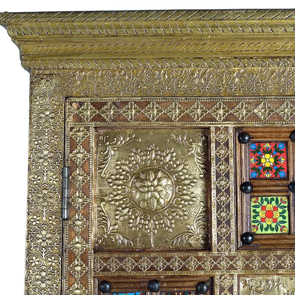 Schrank im Orient Design mit bunten Kacheln - Danascov