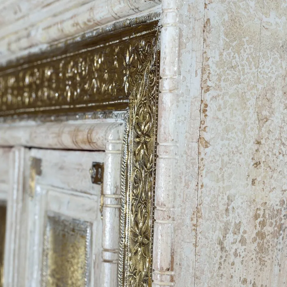 Schrank mit Elefanten und Ornamenten - Sevenzina