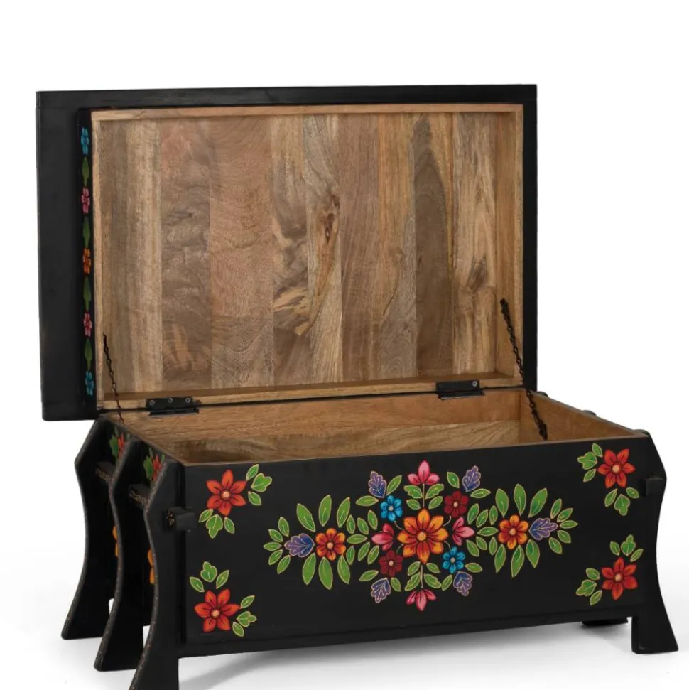 Schwarze Truhe mit bunter Blumen Malerei - Sacrala