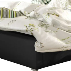 Schwarzes Doppelbett mit Kunstlederbezug - Yemla