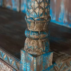 Shabby Chic Regal in unregelmäßgem Blau lackiert - Emrene