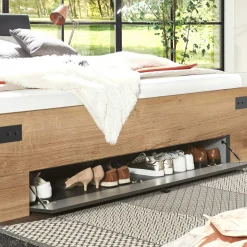 Stauraum Bett mit 180x200 cm Liegefläche - Enegal