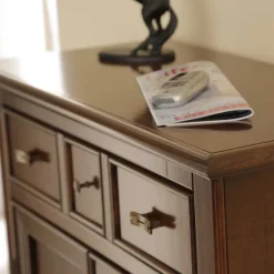 Vertiko Kommode in Walnussfarben Antik - Istefanio