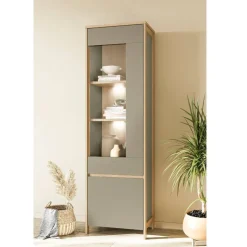 Vitrine in Eukalyptus und Eiche Optik - Promo