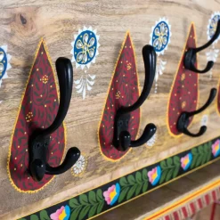 Wandgarderobe handbemalt - Vareza