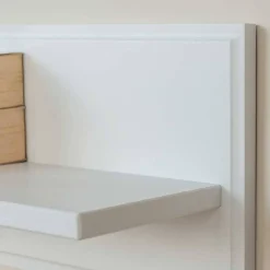 Weißes Hängeboard aus Massivholz - Presto