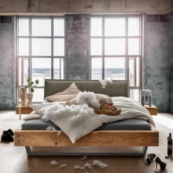 Wildeiche Balkenbett mit Leder-Kopfteil - Abrahams