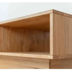 Wildeiche Wohnzimmertisch auf Sockelgestell - Cocondar