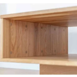 Wildeiche Wohnzimmertisch auf Sockelgestell - Cocondar