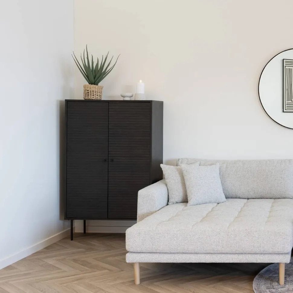 Wohnzimmer Schrank mit dunklem Furnier in Braun - Wega